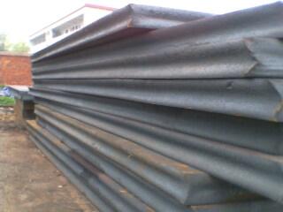 低合金高強度鋼板